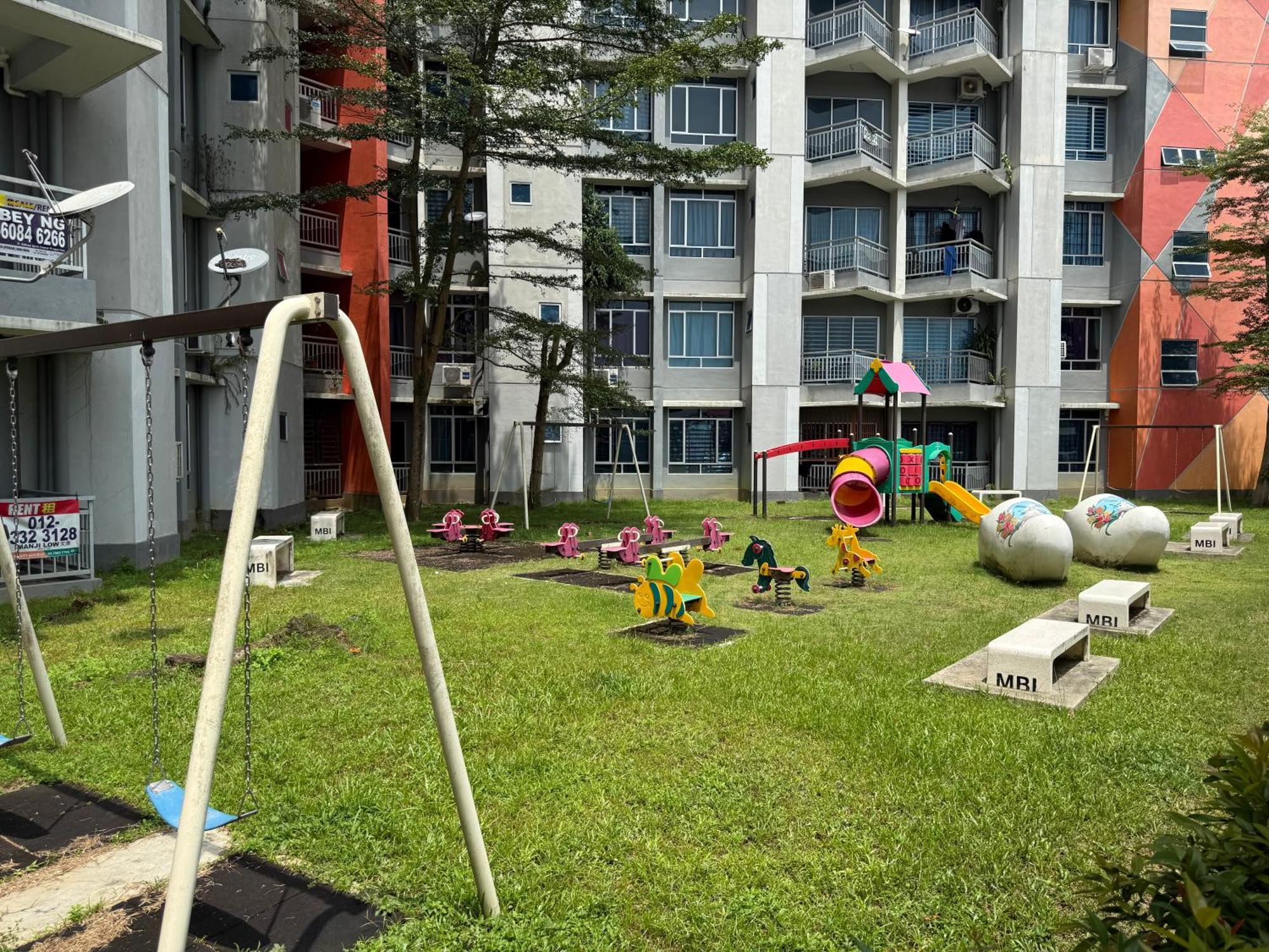 Bright In Klebang Apartment